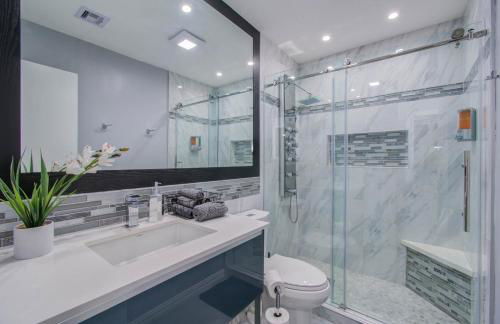 Your Houston Vacation Getaway 3-BD Pool Patio - Foto 23