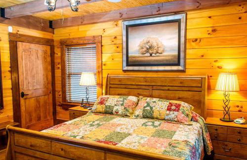 Charming Log Cabin Rental for a Group Getaway in Shenandoah, Virginia - Photo 7