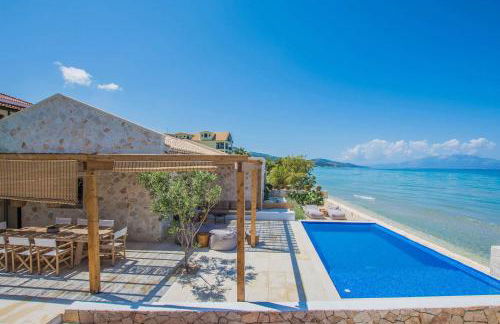 Niova Villa - Seafront, private pool and Ionian Sea Views, by ZanteWize - Foto 9