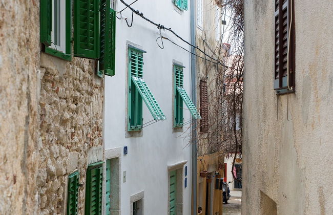 Vibrant and Elegant Downtown Krk Apartments - Photo 51