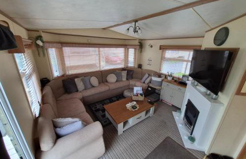 Seaside Caravan Goldensands Kinmel Bay-Sleep 6 - Photo 18