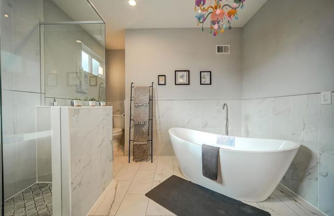 Artsy Hidden Gem II - Photo 11