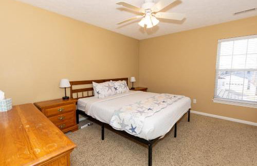 5 Bedroom Home in Old Homestead II - Photo 62