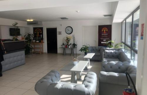 Studio cosy, résidence de tourisme avec piscine - Foto 18