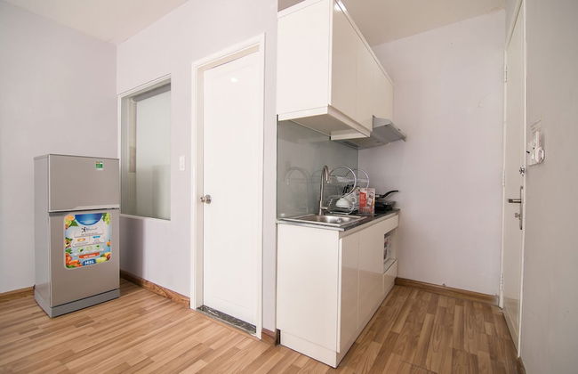 RedDoorz Plus near Tan Dinh Market 2 - Photo 30