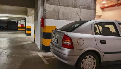 Grandpa´s tree - private garage - Foto 2