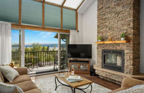 Paddle & Pine - Lake Views & Private Dock Access - Photo 11