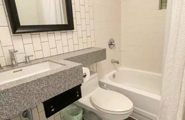 Wrigleyville Friends Unit - 5bdrm - Foto 14