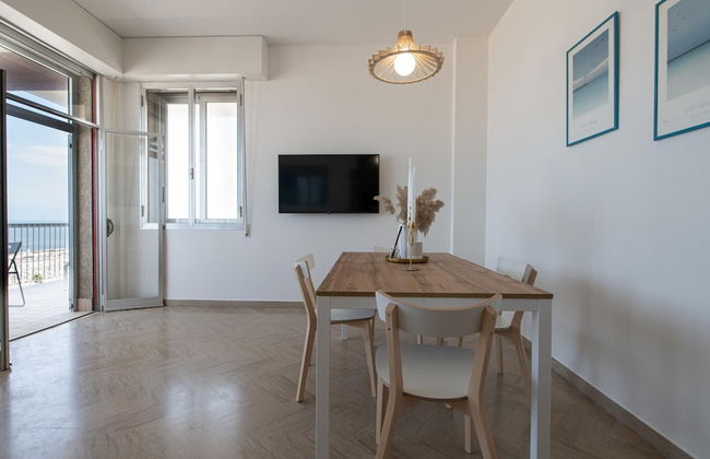 Ventodue in Rimini With 2 Bedrooms and 1 Bathrooms - Foto 1