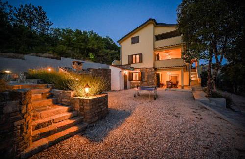 Villa Brbon - Serene Getaway - Foto 62