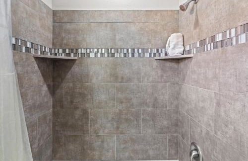 Paradise Village 115 Poolside Heaven Private Hot Tub and Ping Pong Table, Community Water Park and Kids Cove - Foto 24