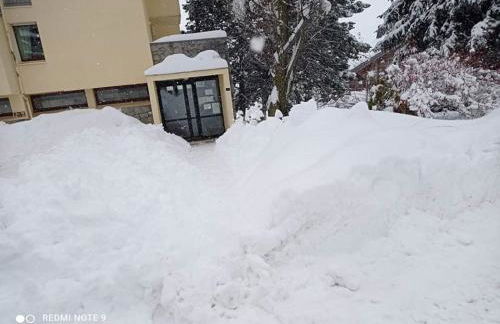 Studio MARMOTTE FONT-ROMEU 4 personnes avec balcon Résidence VAL SOLEIL entièrement rénové en juin 2021 place de PARKING & WIFI gratuit , draps & serviettes de toilettes non inclus, sabanas y toallas no incluidos - Foto 3