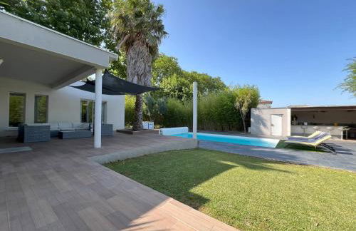 Villa d'architecte avec piscine chauffée, 4 chambres, à 30 mn Gruissan plage - Foto 20