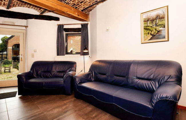 Nice Apartments in a Monumental Square Farm - Photo 3