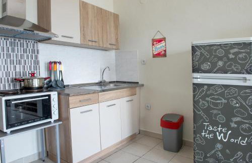 Varka Apartment - Photo 8