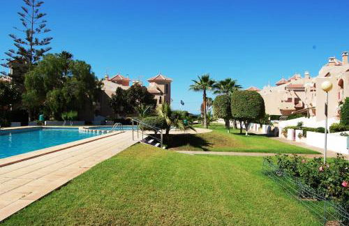 Precioso dúplex con piscina, en 1ª linea de playa - Foto 47