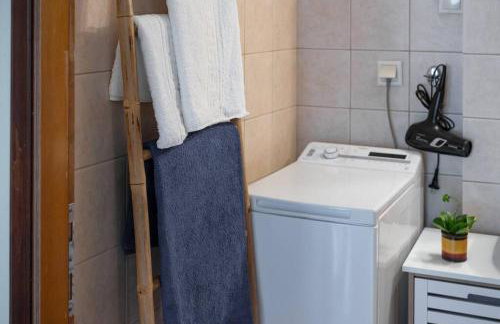 Manos Home - Photo 8