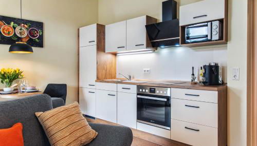 Apartment - Zentral - Modern - Balkon - Küche - Foto 3, stove, dishwasher, minibar