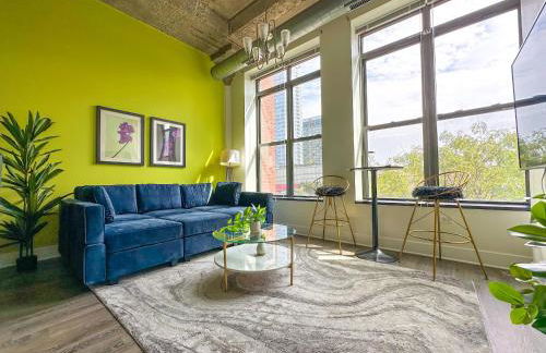 Group-Friendly 2BR with Optional Parking and Gym Access Near McCormick Place and Soldier Field - Foto 25