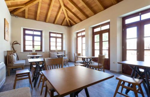 Mare Monte Luxury Suites - Photo 17