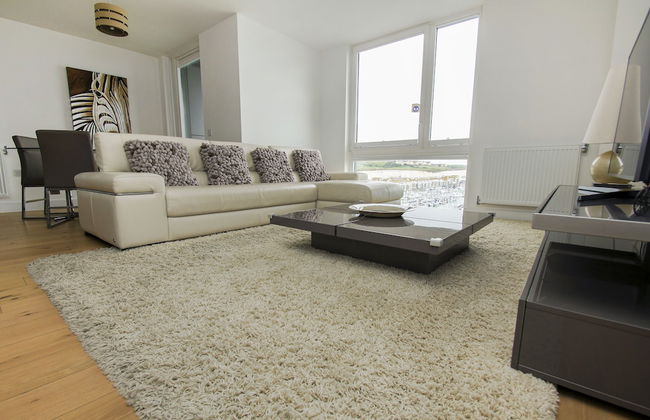 Orion Marina Sea View - Parking - by Brighton Holiday Lets - Foto 1