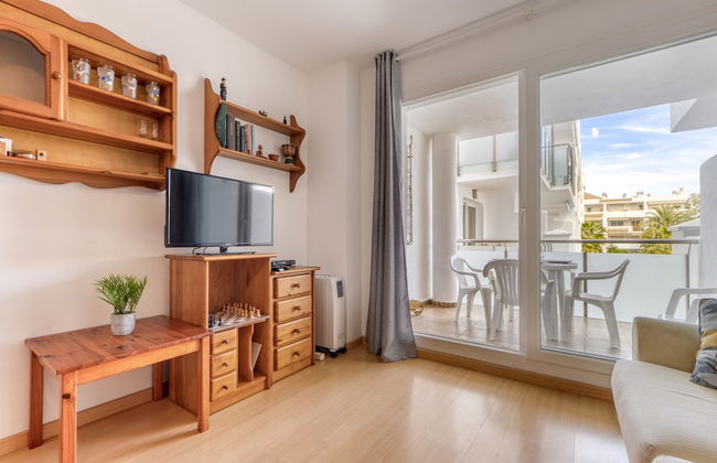 Apartment in Roses Near Sandy Beach - Photo 14