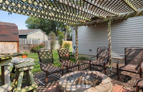 Poolside Palisade - A Fun Family Retreat for 6 - Foto 7