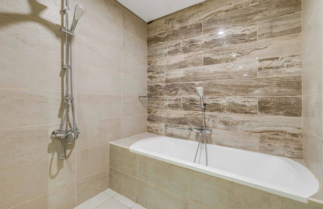 Globalstay Luxury Azizi Mina Beachfront - Foto 46