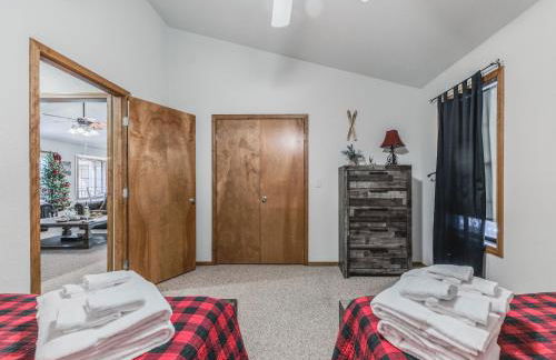 Blue Spruce Retreat by Ruidoso Vacation Rentals - Foto 48