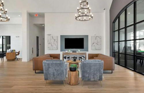 Landing Amazing 3BD Pool Yoga Studio - Photo 34