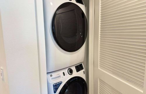 Modern Oasis 10 Min from Disneyland With Pool & GYM - Foto 10