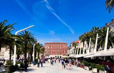 True Colors Apartments Split - Photo 28