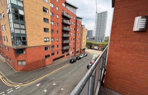 LUX 2bed City Centre and AO Arena Free Parking Modern Apt - Foto 29