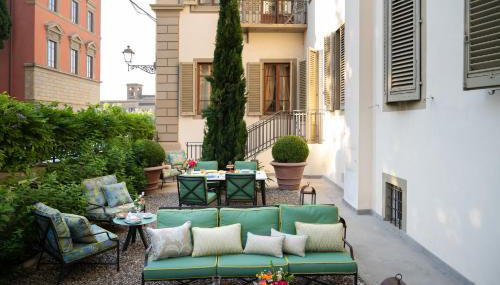 Serristori Palace Residence - Foto 5, Garden, Garden view