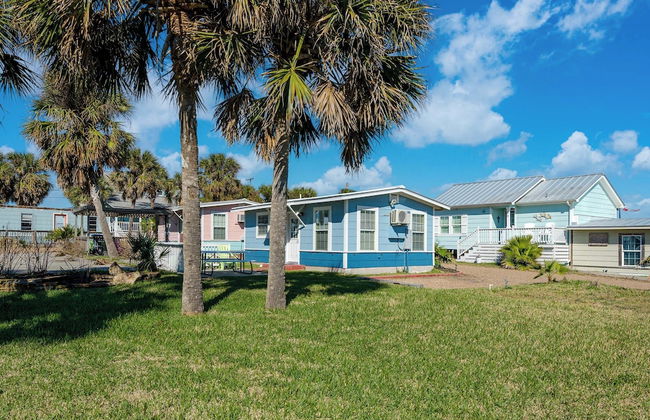 Rockport Redfish Cottage by Miss Kitty’s - Foto 2