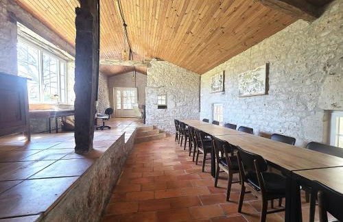 Magnifique ferme rénovée et sa piscine écologique - 15 personnes - 7 chambres - Foto 10