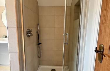 Goring River Retreat with Gym and Wellness Area - Photo 27