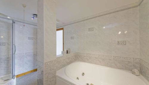 Esplanade Court Holiday Apartments - Foto 3, Shower