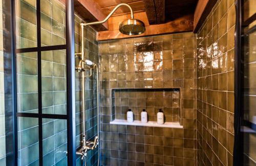 New! Designer 3BR Cabin Walk to Pond Mtn Views - Foto 17