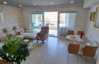 "Modern apartment Matutu" - parking is in the garage - Foto 8