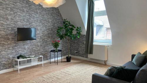 Cosy, new furniture, 10min walk to train station - Foto 2