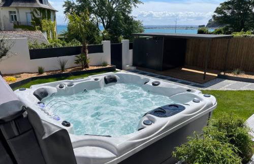 Villa, au coeur de Morgat - Photo 5