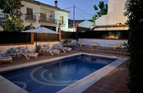 Lovely 10-bed Villa With Private Pool & Garden - Foto 61