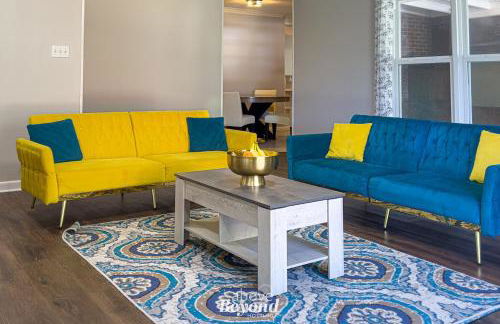 The Updated Aviator - Minutes to Everything Wichita Falls, TX - Foto 5