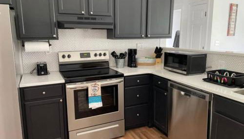 Modern home steps to historic downtown Salisbury - Foto 2