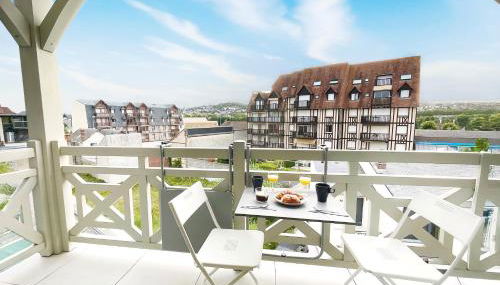 Refuge Chaleureux et Lumineux, Wifi, Balcon, Parking au coeur de Deauville - Photo 3