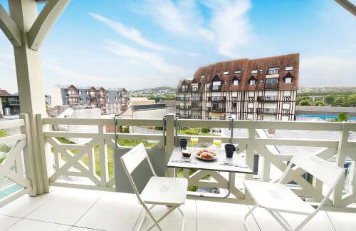 Refuge Chaleureux et Lumineux, Wifi, Balcon, Parking au coeur de Deauville - Photo 3