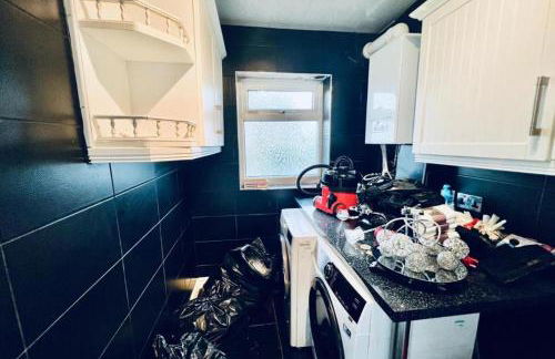 13 Guests - Free Parking - Manchester House - Foto 41