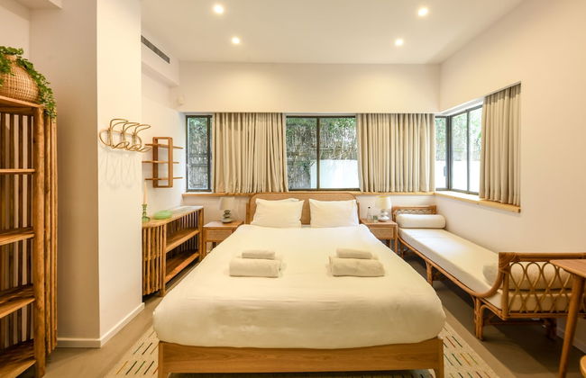 Charming 2BR Apt w a Breathtaking Patio - Foto 3