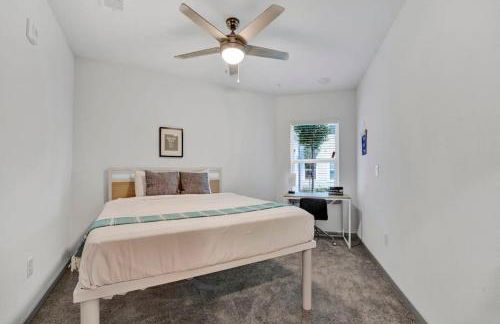 Dockside Lake Hartwell 2BR with Unique Amenities - Foto 15